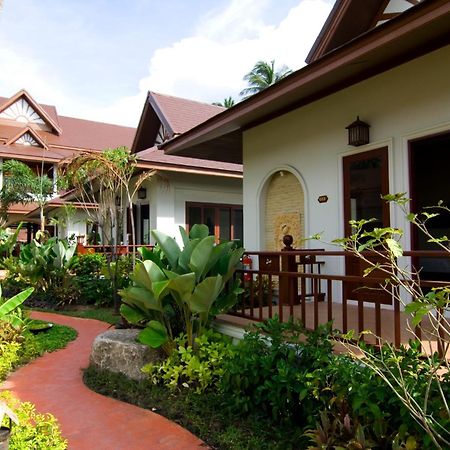 Kanok Buri Resort Lipa Noi Exteriér fotografie