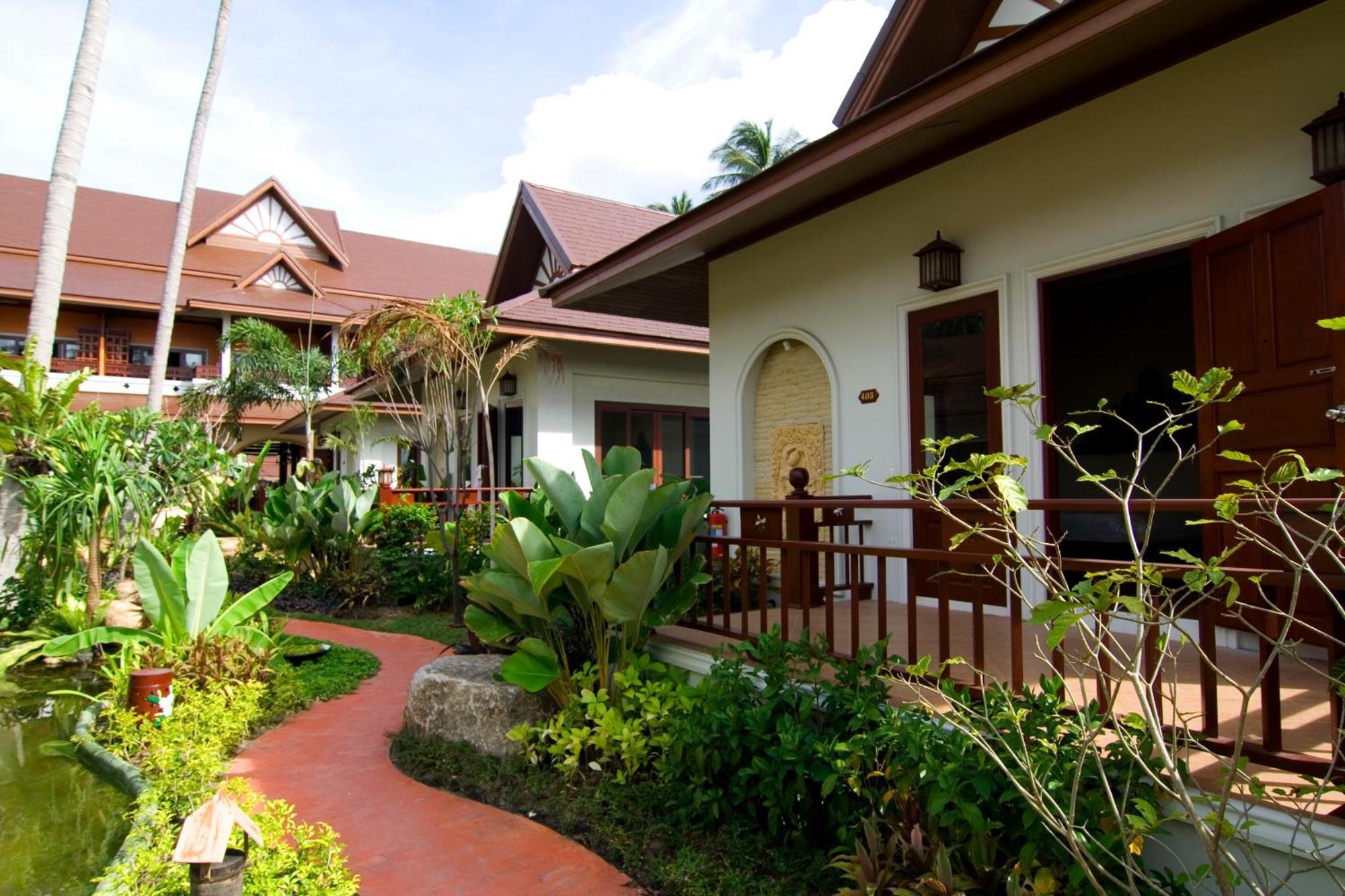 Kanok Buri Resort Lipa Noi Exteriér fotografie