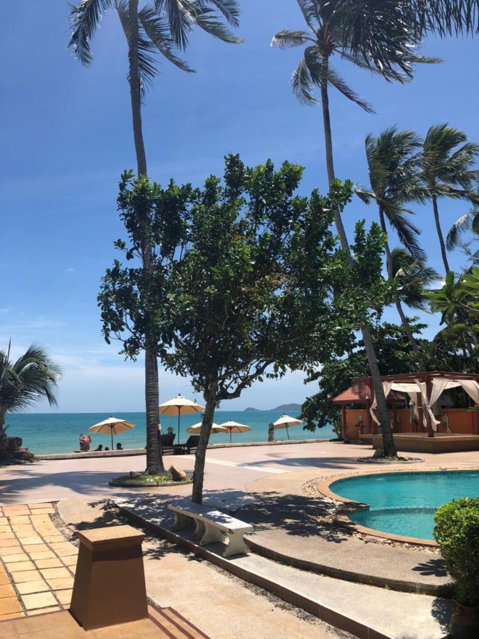Kanok Buri Resort Lipa Noi Exteriér fotografie